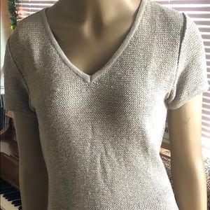 V-neck Tee. Size:small 100% hemp